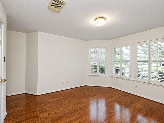 4th image of 13026 Dresden Ridge Ln
