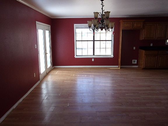 3rd image of 224 County Road 2995