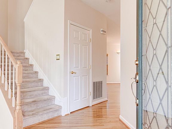 2nd image of 46390 Bluestem Ct