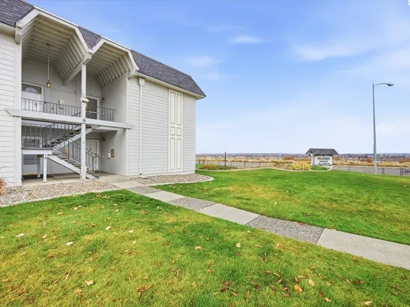 2401 W Canal Dr #D9-9-d, Kennewick, WA 99336
