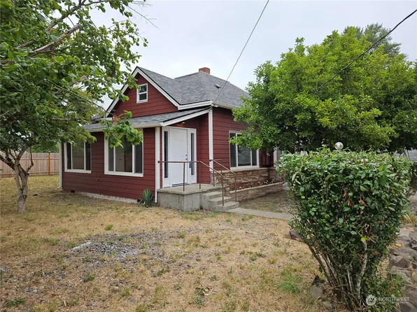 307 E Roanoke Street, Centralia, WA 98531