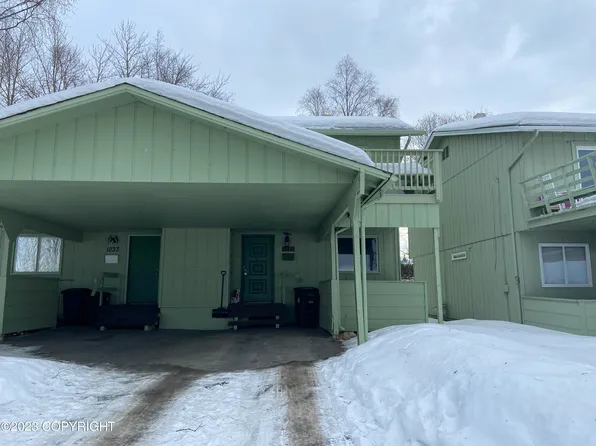 1235 Inlet Pl, Anchorage, AK 99501
