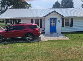 409 Stephens St, Shoals, IN 47581