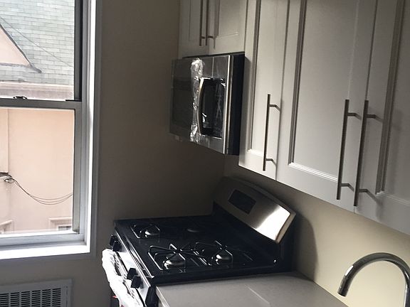 5th image of 1916 Avenue K #3