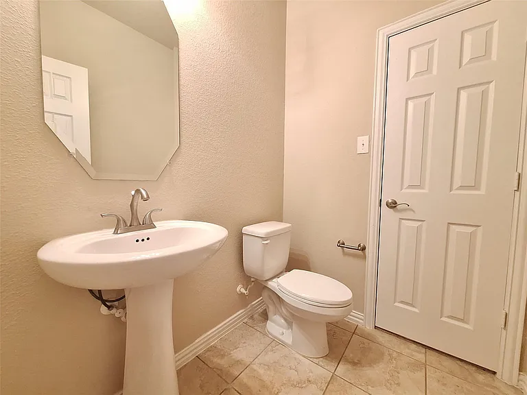 14117 Signal Hill Dr — Photo 11