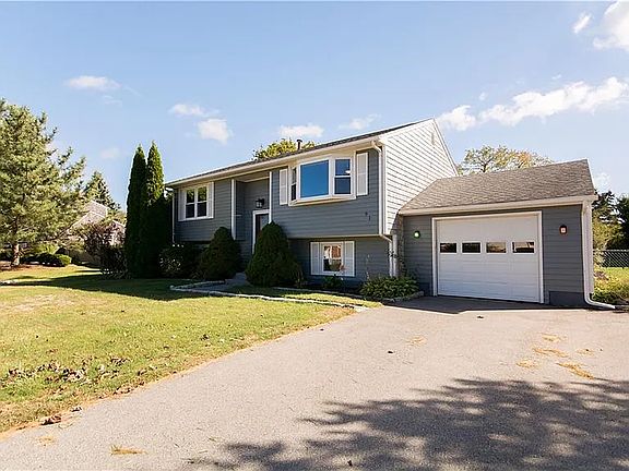 2nd image of 91 Oak Forest Dr