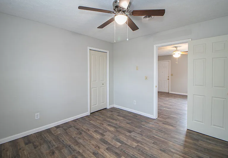 404-13 Thompsonville Ln — Photo 15