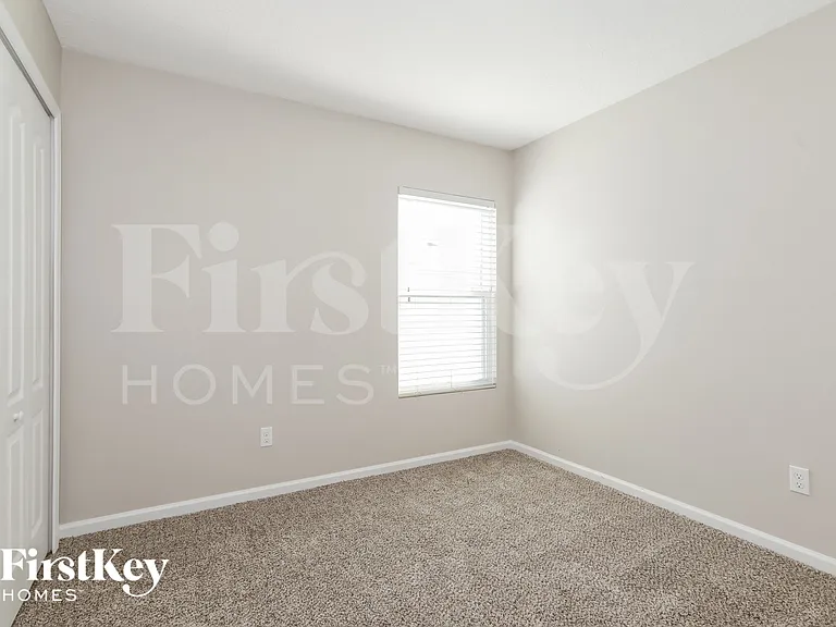 4264 Great Falls Loop — Photo 9