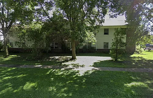 222 N Central St Photo 1