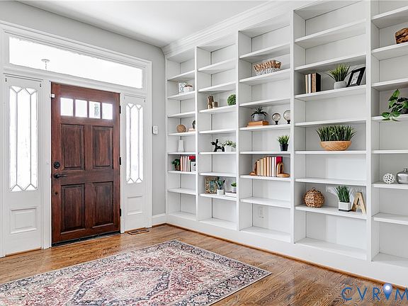 5th image of 112 W Lancaster Rd