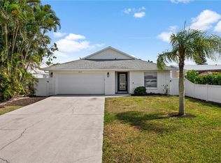 664 102nd AVE N, NAPLES, FL 34108