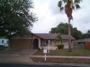 8043 Stag Ln, New Port Richey, FL 34653