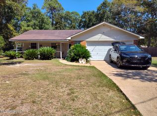 1312 Main St, Ocean Springs, MS 39564