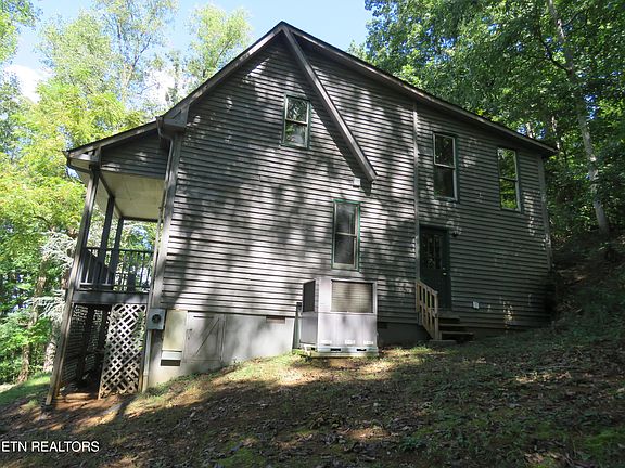 4th image of 245 Eagle Ridge Dr