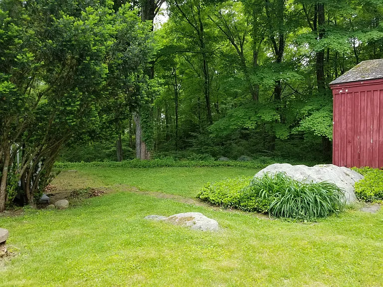 101 Georgetown Rd — Photo 20
