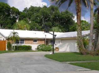 15499 Bristol Cir W, Clearwater, FL 33764