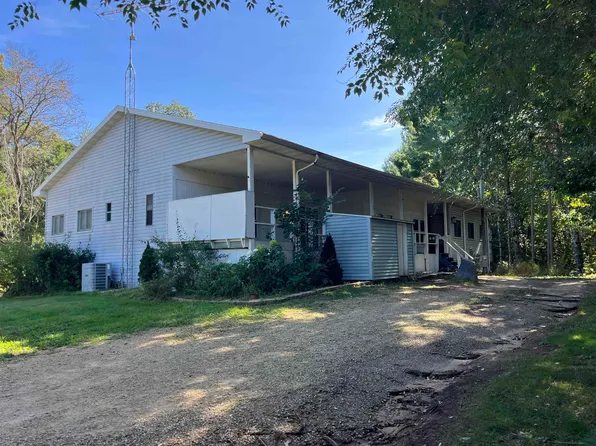 N8144 8th Ave, New Lisbon, WI 53950