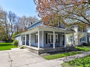 209 N Jackson St, Spring Lake, MI 49456