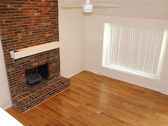 2nd image of 14403 W 90th Ct