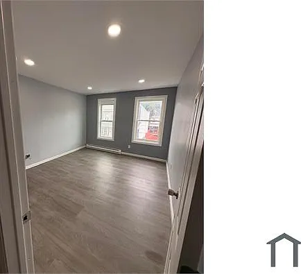 409 W Market St #1 — Photo 2