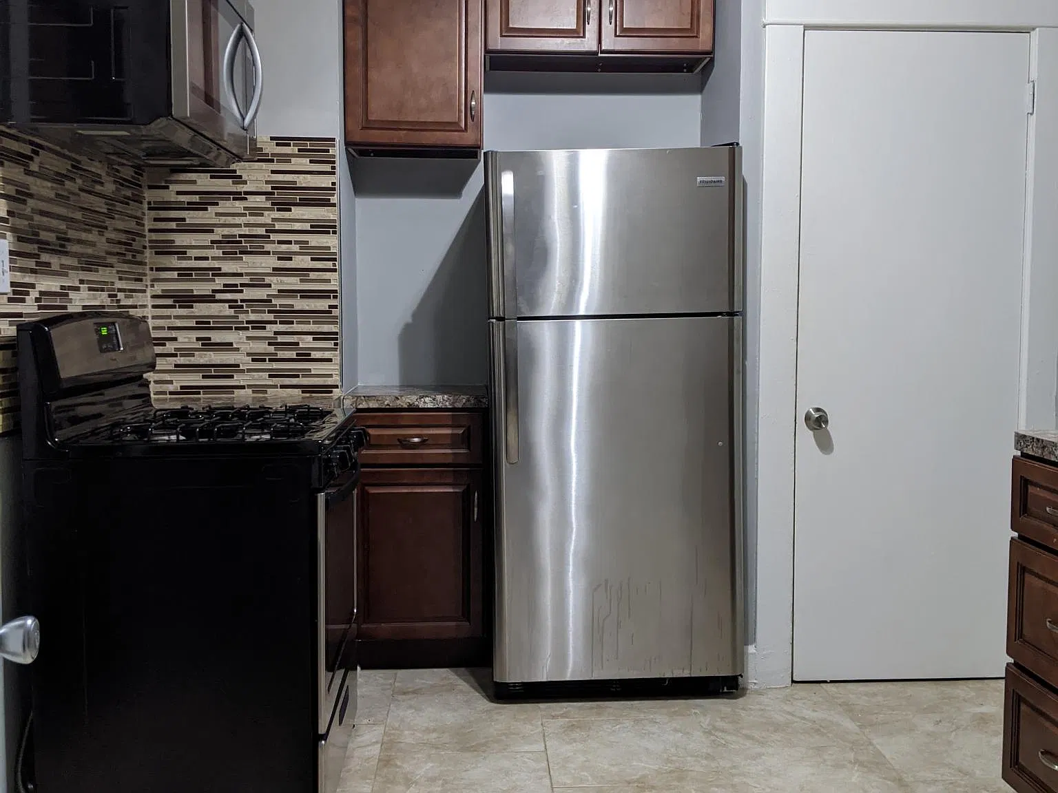 3 bed, 1188 sqft, $1,397 — Photo 3