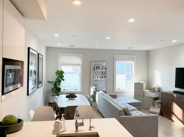 139 West 126th Street image 2 of 13