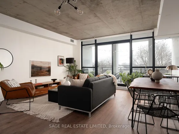 1238 Dundas St E #403, Toronto, ON M4M 0C6