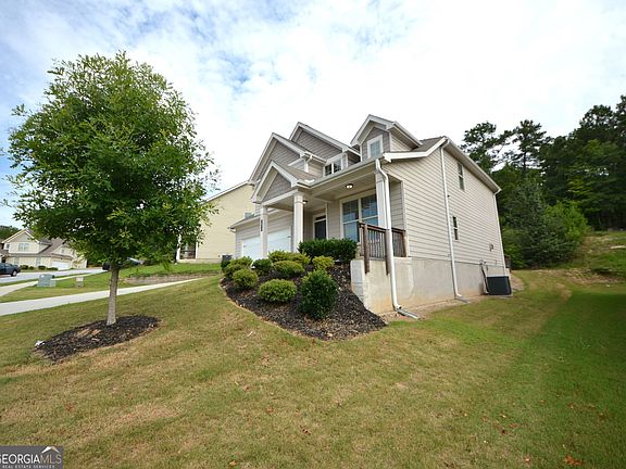 3rd image of 2372 Haliard Way