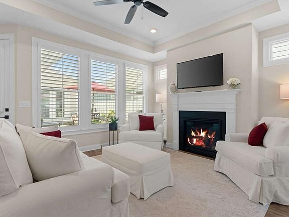 4th image of 3337 Fishpond Cir