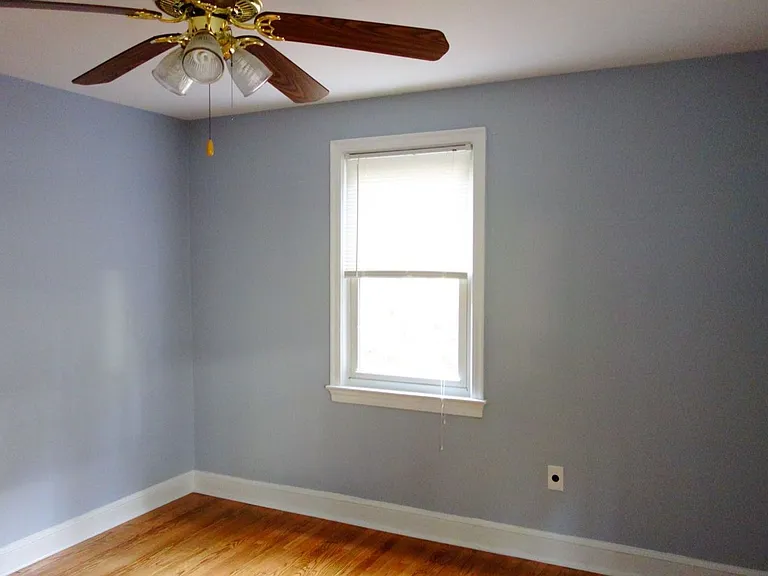 8206 Greenwood Ave — Photo 42