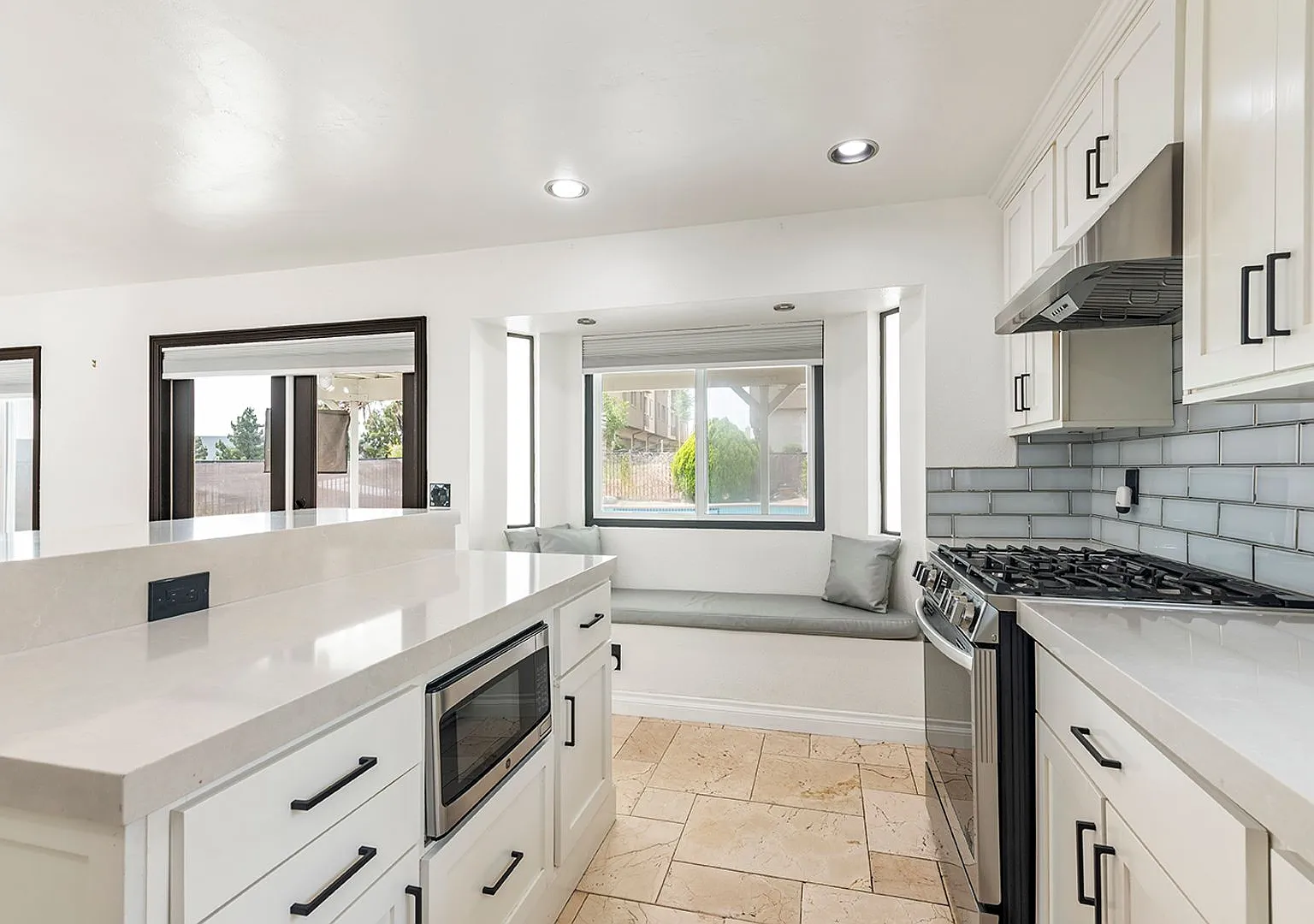 Carmel Mountain Ranch 4 Bed 2.5 Bath Home — Photo 3