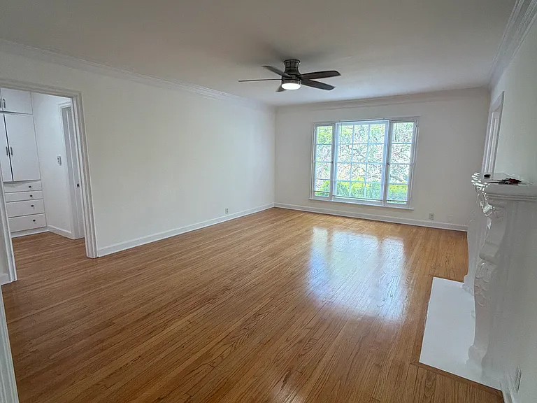 630 S Detroit St #1/2 — Photo 4
