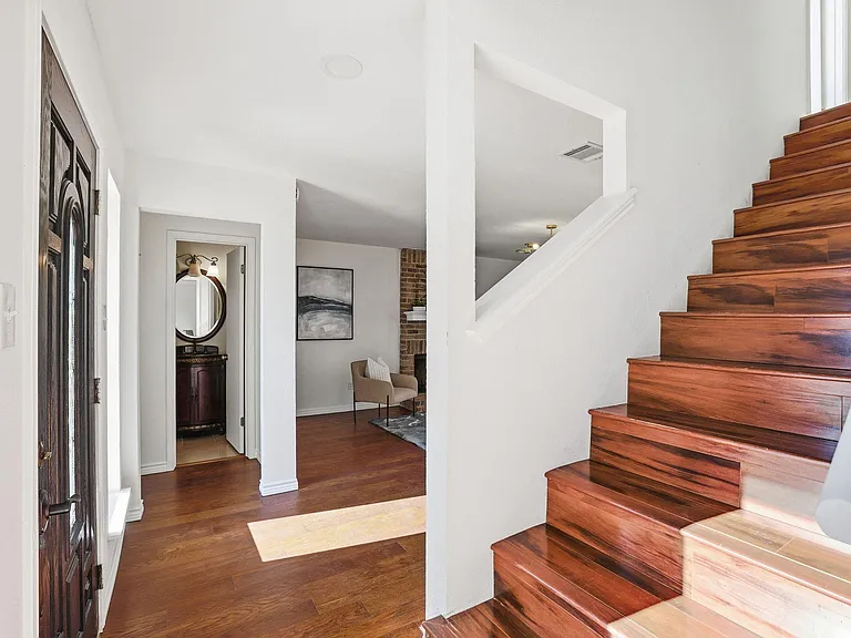 13004 Esplanade St — Photo 26