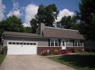 8315 Oak Dr, Chattanooga, TN 37421