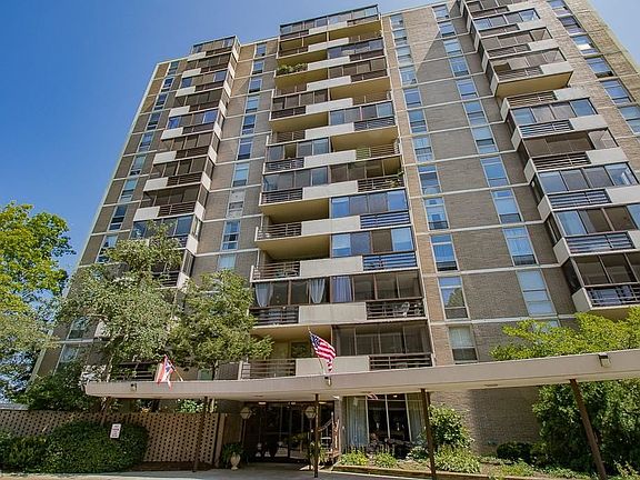 2nd image of 25801 Lake Shore Blvd APT 11