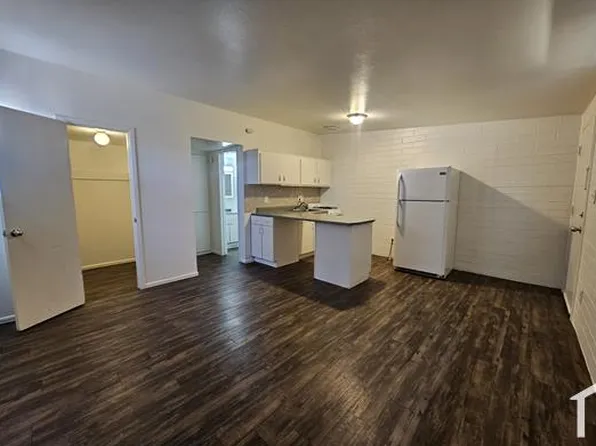 1032 S Mariana St APT 4, Tempe, AZ 85281