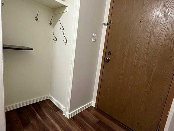 2nd image of 65 Temple Blvd W #208