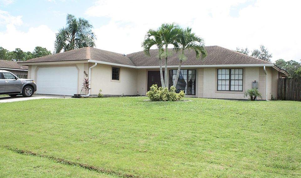 1st image of 932 SE Candle Avenue