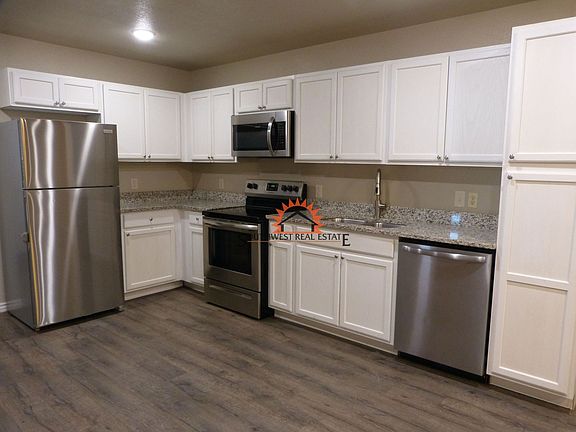 5th image of 1313 Mission Dr #A
