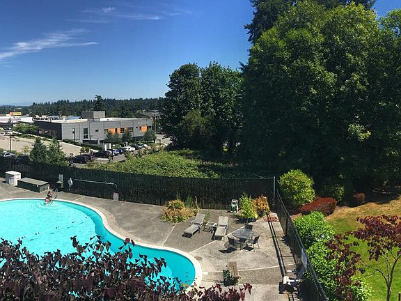 5th image of 8021 234th St SW APT 223
