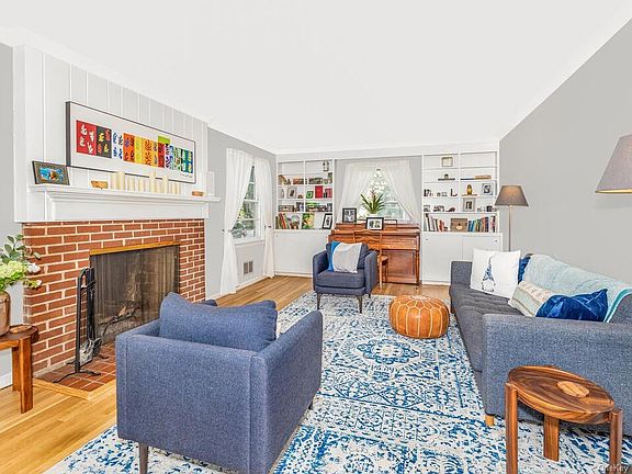 4th image of 63 Rockland Ave