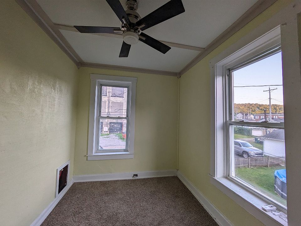 1st image of 522 Broadway St