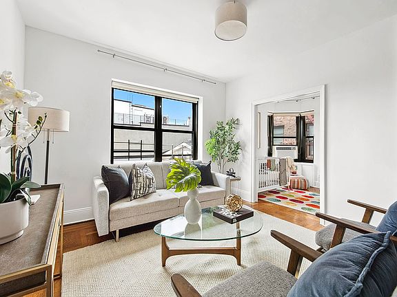 4th image of 230 Park Pl APT 5G