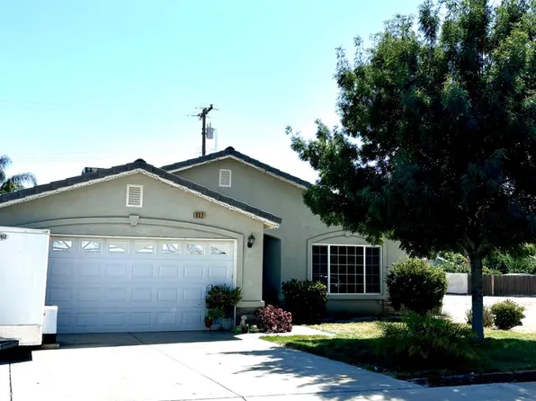 932 E Lassen St, Avenal, CA 93204