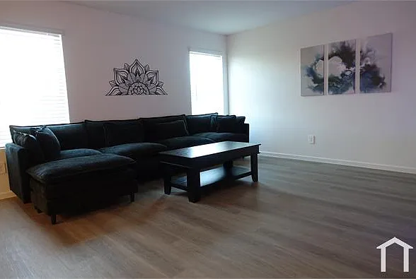 3004 Fall Gold Ln — Photo 4