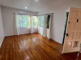 2489 N Gower St #2489, Los Angeles, CA 90068