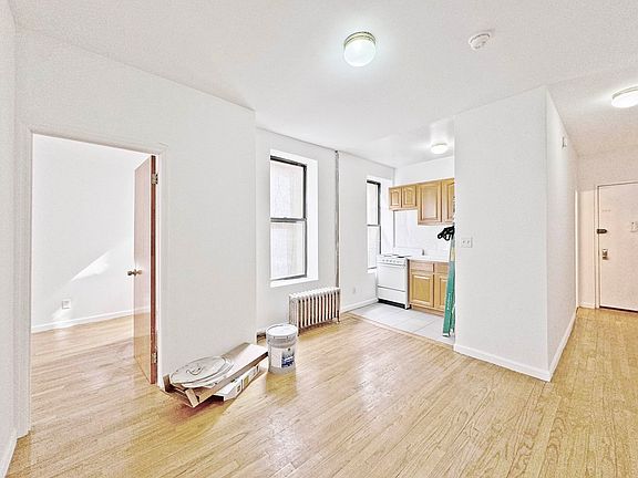 4th image of 342 E 15th St #3F