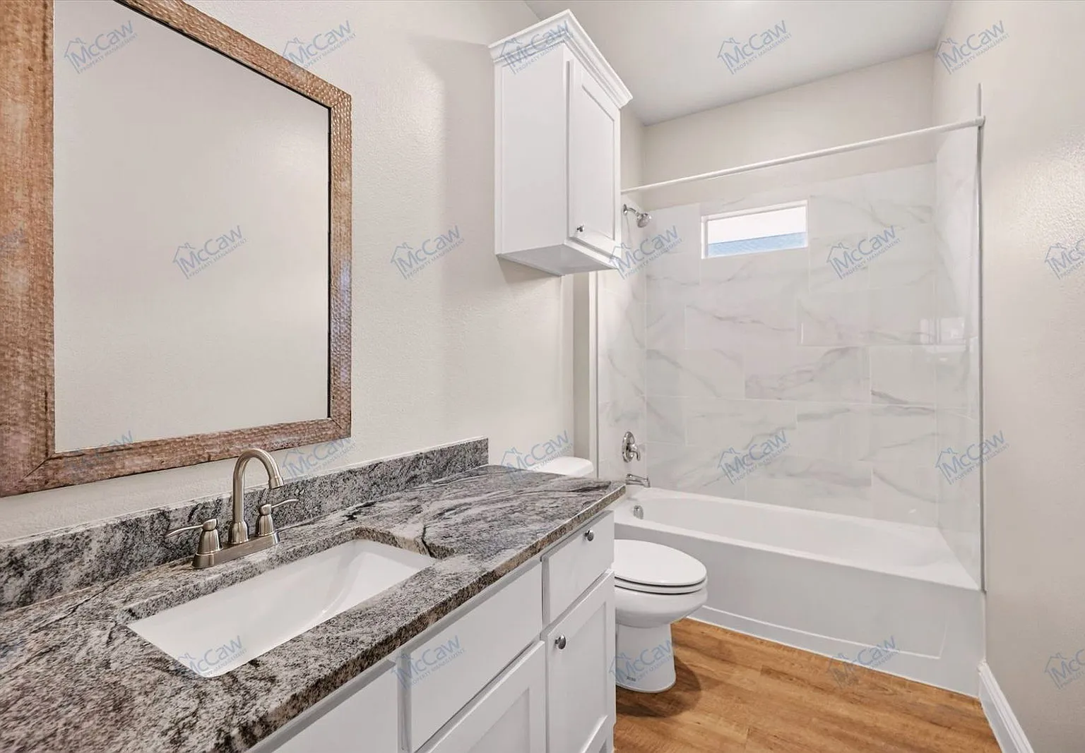 3 bed, 2.0 bath, 1355 sqft, $1,550 — Photo 4