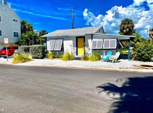 27 80th Ave, Treasure Island, FL 33706