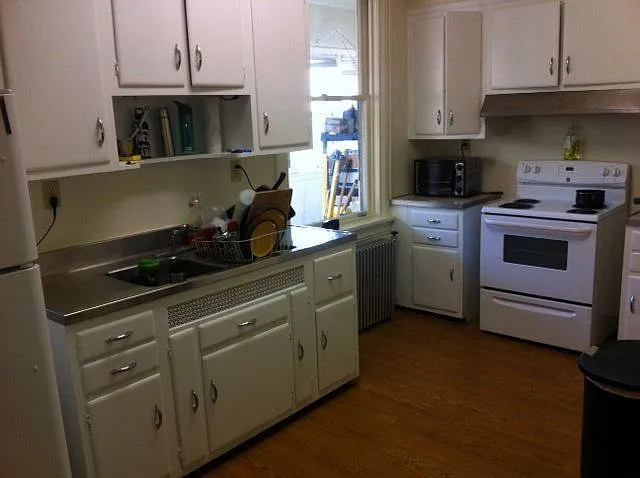 228 N Duke St #2 — Photo 3
